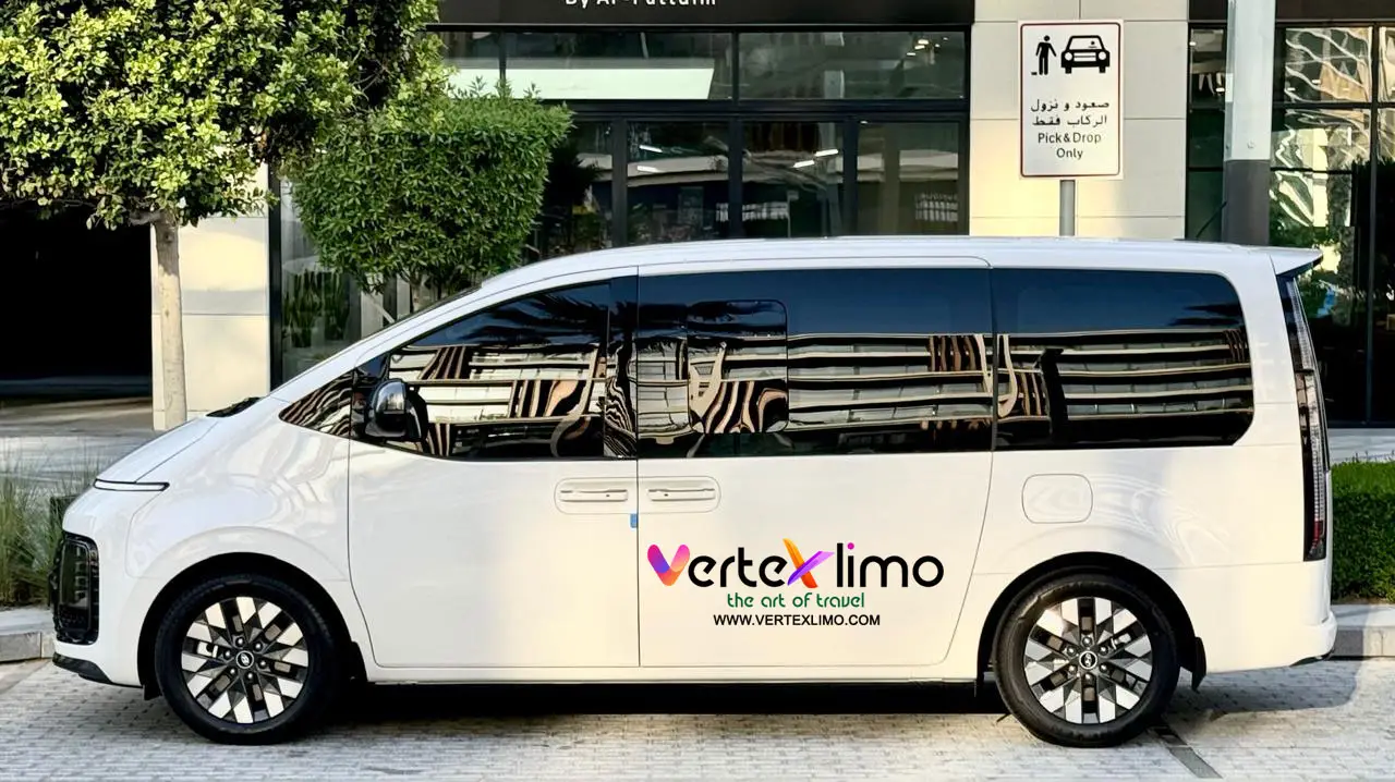 Hyundai - Staria- (9 Pax) 2024